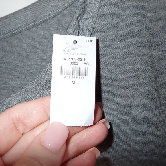 ✨Brand New✨ Old Navy Patriotic American Flag Gray T-Shirt size M - Picture 4 of 7